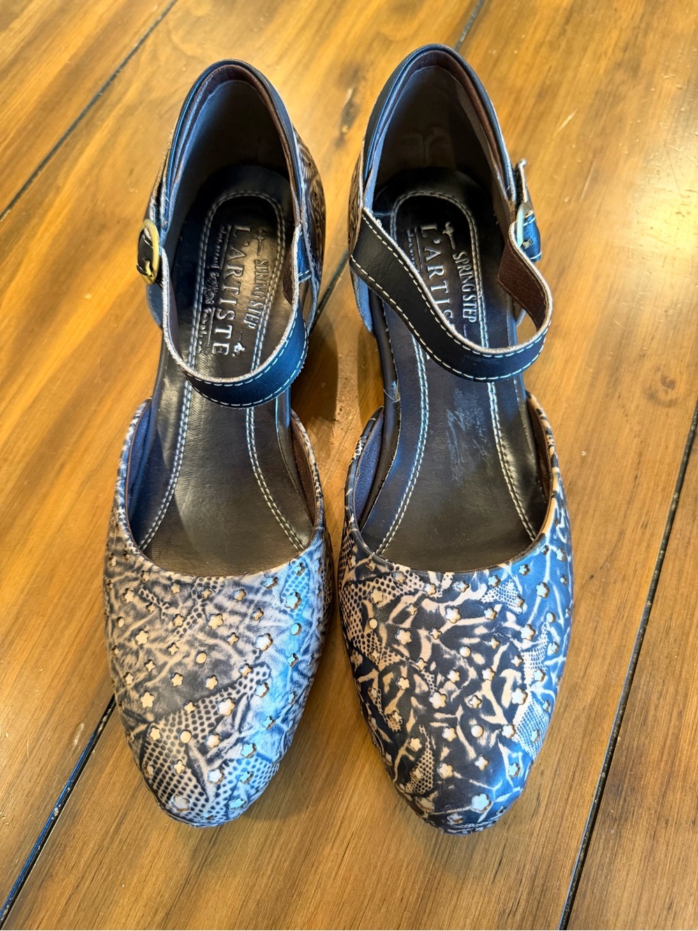 L’Artiste Spring Step Koraline Mary Jane Low Wedge Leather Shoes Size 6.5/7 - Picture 2 of 10